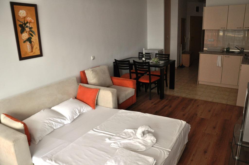 Tomi Family Apartments Σάνι Μπιτς Δωμάτιο φωτογραφία